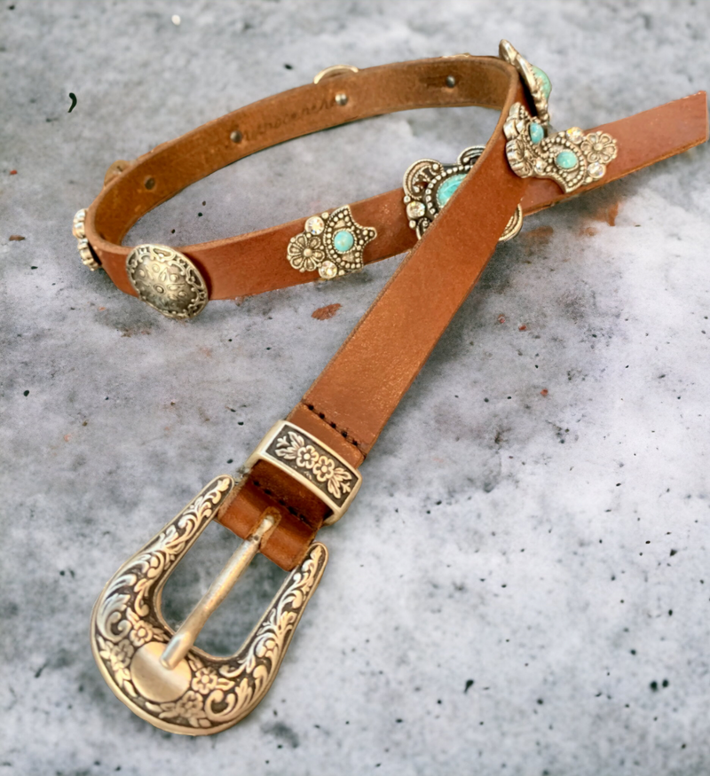 Handmade belt, toe loop buckle 